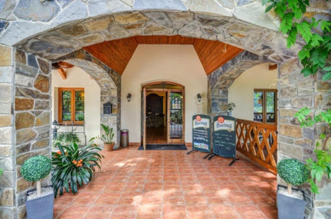 Restaurant Bobrovnik 3*